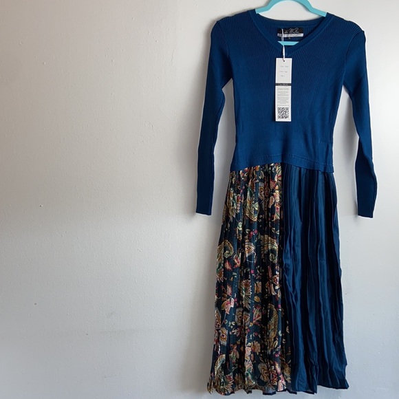 NEW| Dalia Macphee Paisley Pleated Dress - Picture 4 of 10